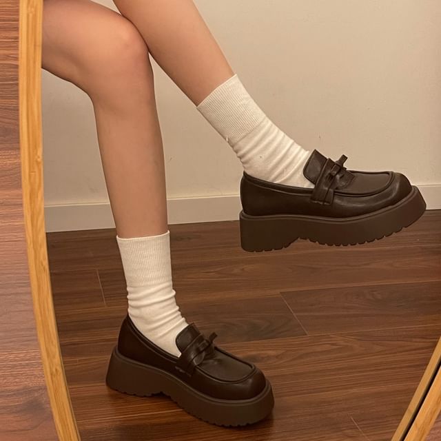 Queen Zoo-Faux Leather Plain Loafers