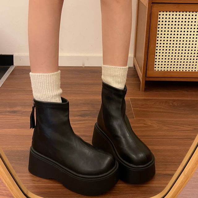 Queen Zoo-Faux Leather Platform Short Boots