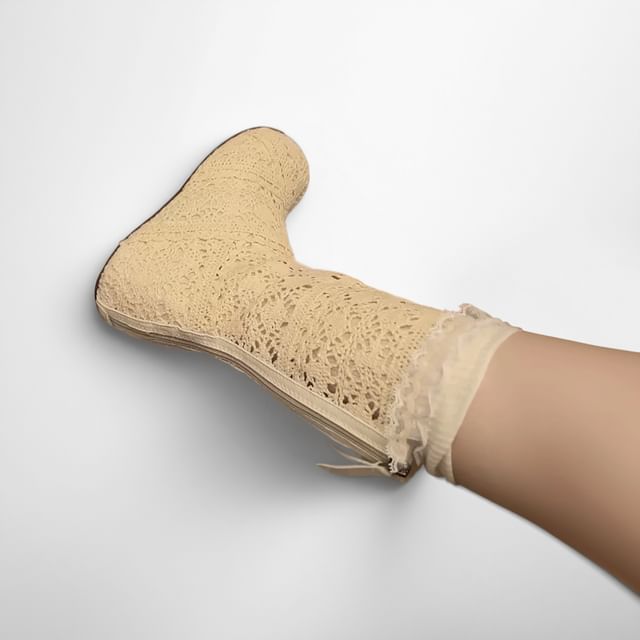 Queen Zoo-Hidden Wedge Lace Short Boots