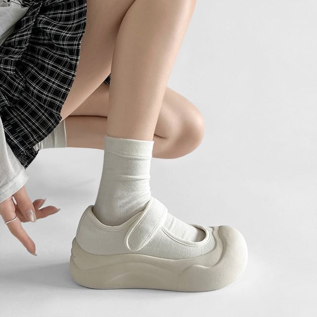 Queen Zoo-Hook Loop Platform Mary Jane Shoes