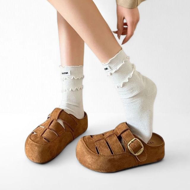 Queen Zoo-Platform Plain Buckled Faux Suede Mules