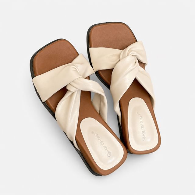Queen Zoo-Platform Ruched Slide Sandals