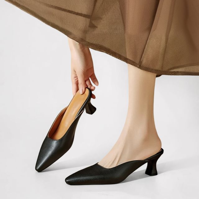 Queen Zoo-Pointy Chunky Heel Mules