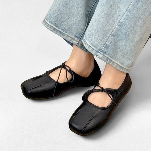 Queen Zoo - Square Toe Plain Faux Leather Mary Jane Flats | YesStyle