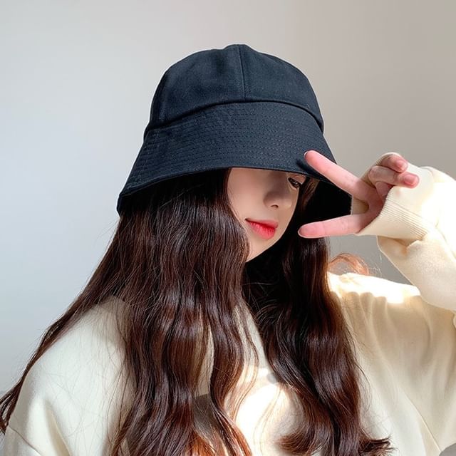 Raconteur-Plain Bucket Hat