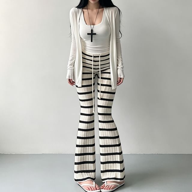 RainGirl-Scoop Neck Plain Tank Top Plain Cardigan