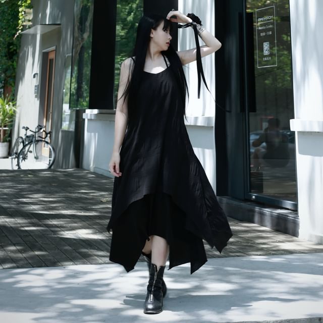 Ravenstem-Spaghetti Strap Plain Asymmetrical Midi A-Line Dress