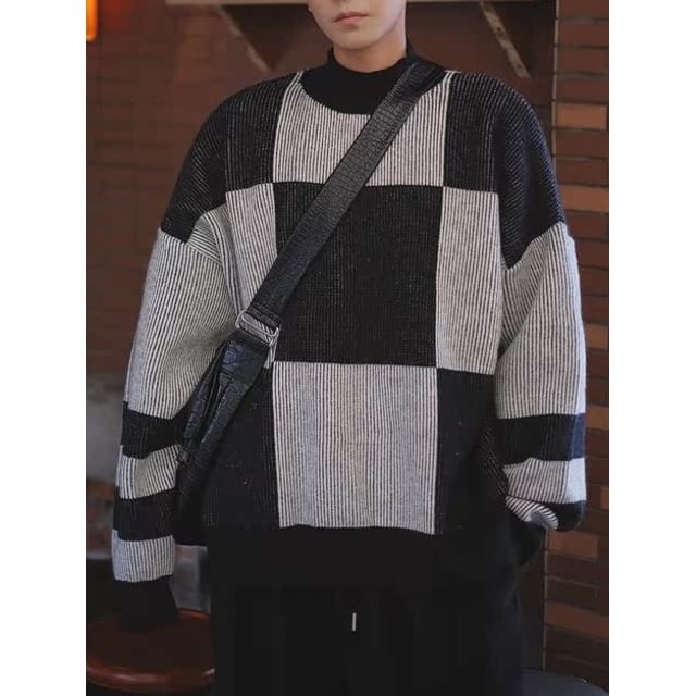 Real Boy-Crew Neck Two Tone Sweater