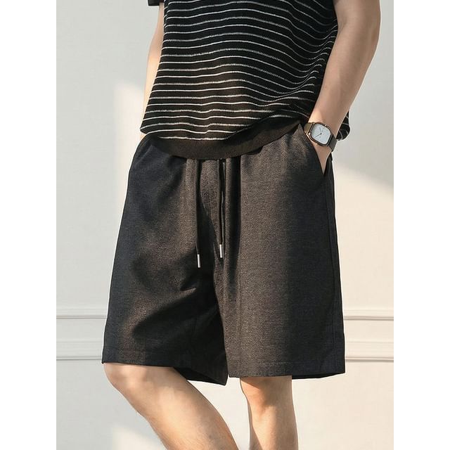 Really Point-Drawstring Waist Plain Shorts
