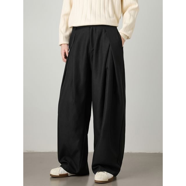 Really Point-Mid Rise Plain Pleated Barrel Leg Pants