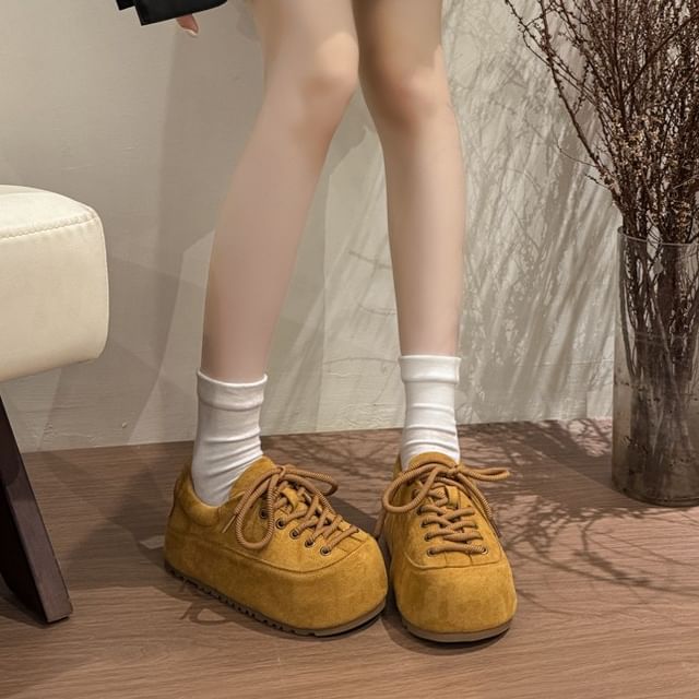 Red Wolf-Lace-Up Platform Sneakers