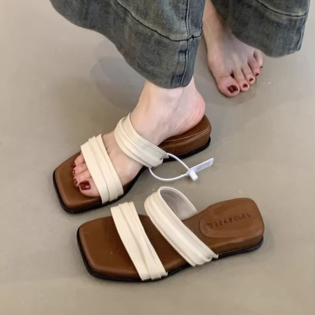 Red Wolf-Square-Toe Slide Sandals