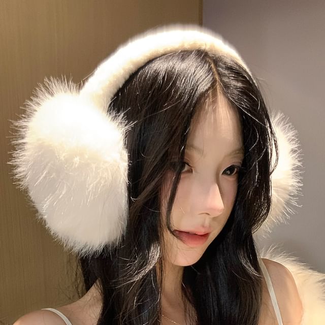 Rita Zita-Fluffy Ear Warmer