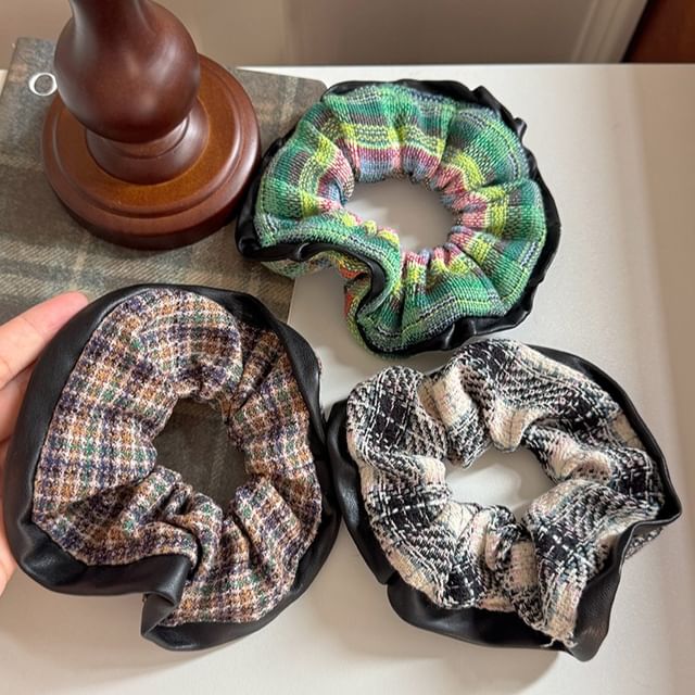 Rodiv-Plaid Scrunchie