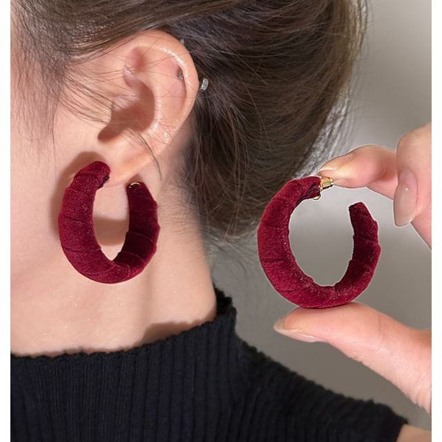 Rodiv-Plain Velvet Open Hoop Earring