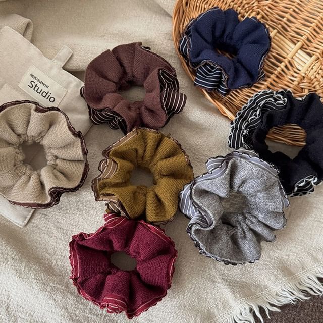 Rodiv-Striped Panel Fabric Scrunchie
