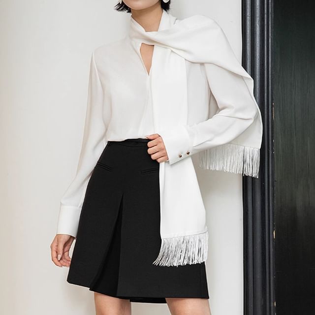 Rosamira-Long-Sleeve Tie-Neck Plain Blouse