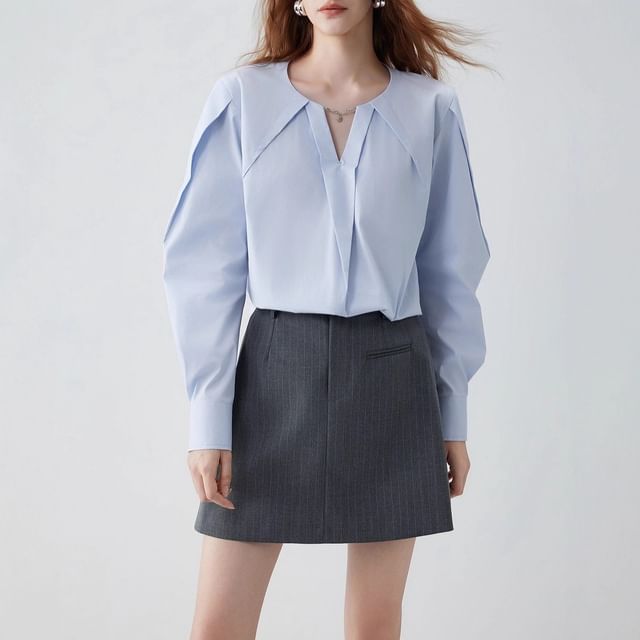 Rosamira-Long-Sleeve V-Neck Plain Blouse