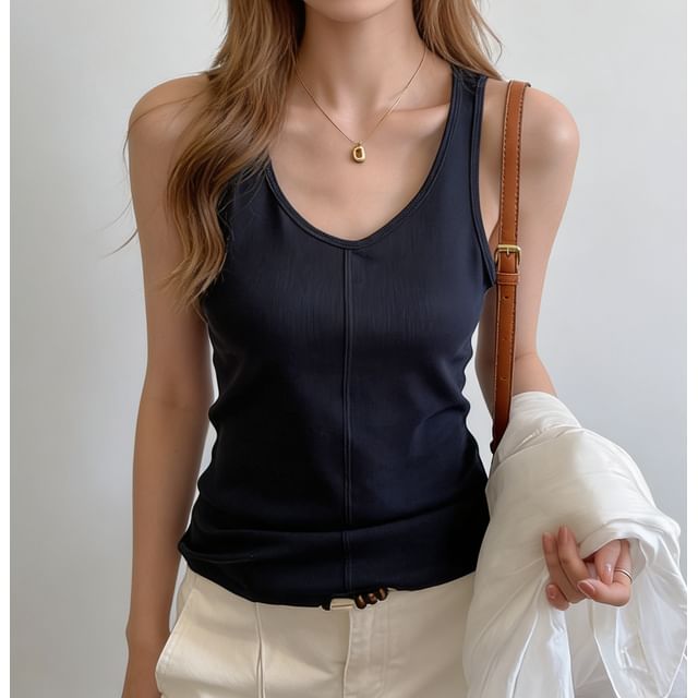 Rosehedge-V-Neck Plain Slim-Fit Tank Top