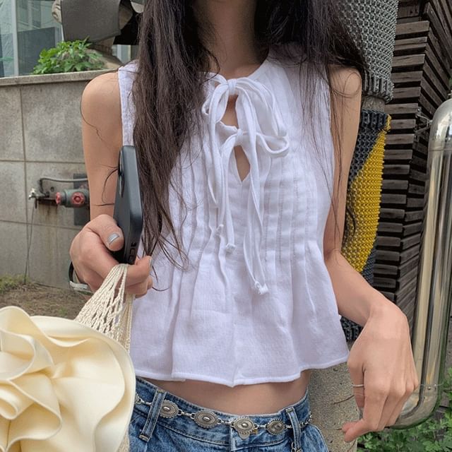 Rosesand-Tie-Front Plain Pleated Tank Top