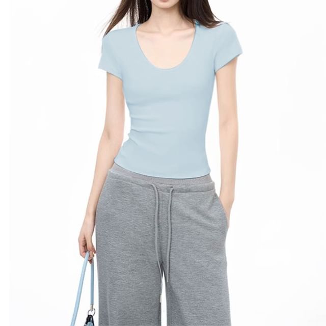 Runyz-Short Sleeve Scoop Neck Plain Tee