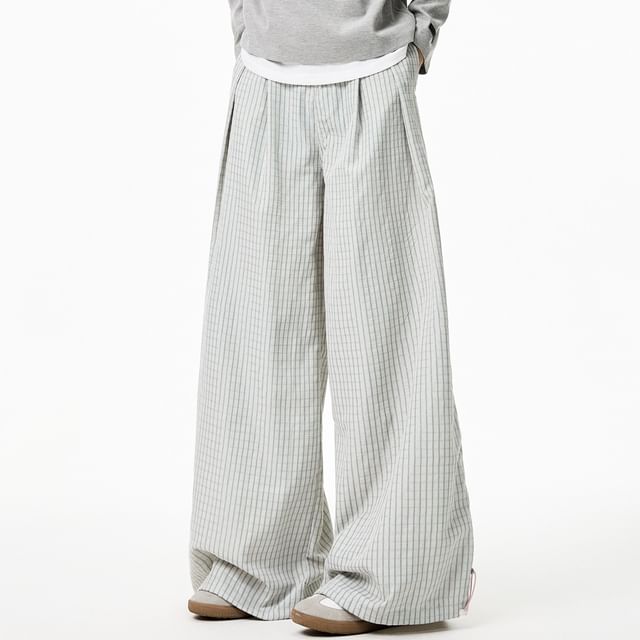 Samso-Mid Rise Striped Baggy Pants