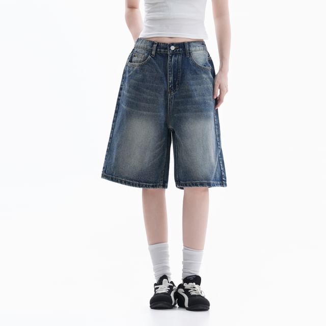 Samso-Mid Rise Washed Wide Leg Jorts