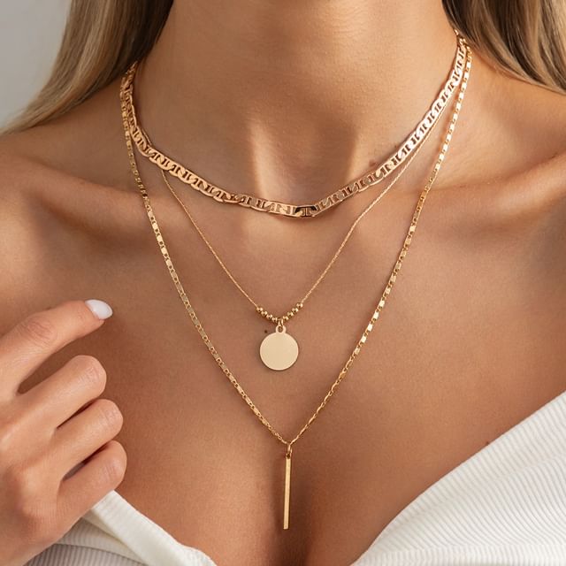 Seirios-Bar Pendant Layered Necklace