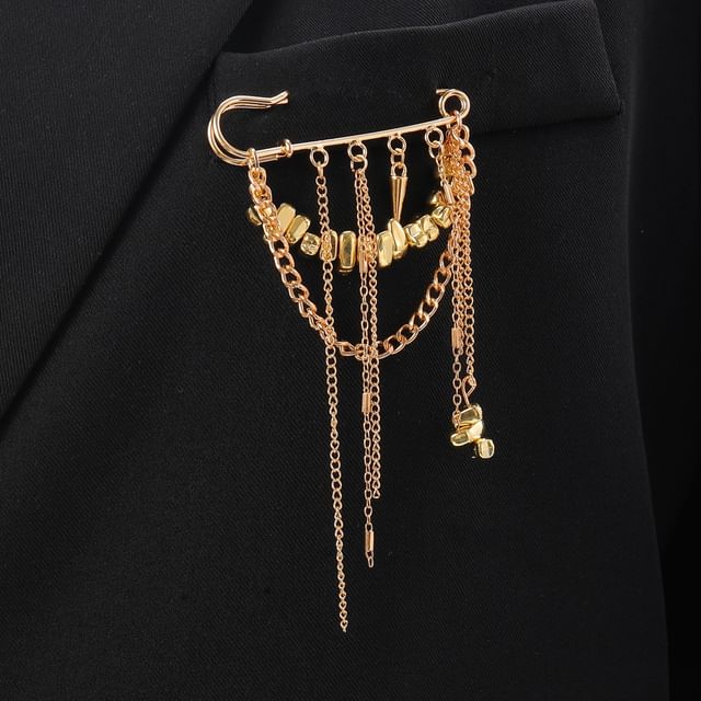 Seirios-Metallic Chip Chained Brooch Pin