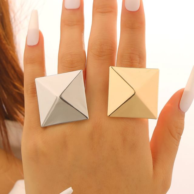 Seirios-Pyramid Alloy Open Ring