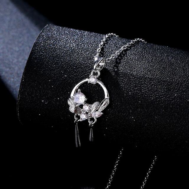 Seirios-Rhinestone Necklace