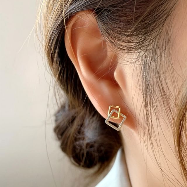 Seirios-Square Stud Earring