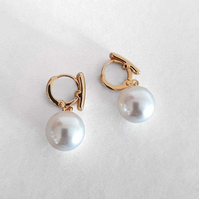 SeoulMall-Floral Beaded C Shape Earring