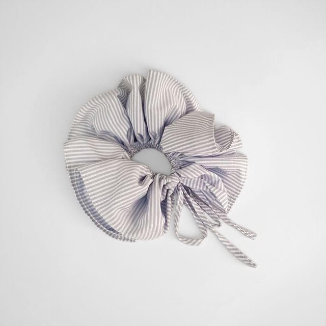 SeoulMall-Striped Ruffled Scrunchie