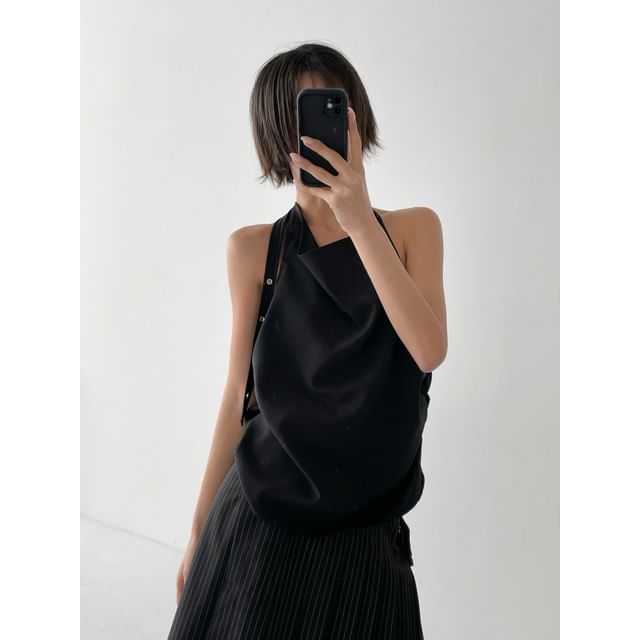 SeoulPop-Plain Halter Top