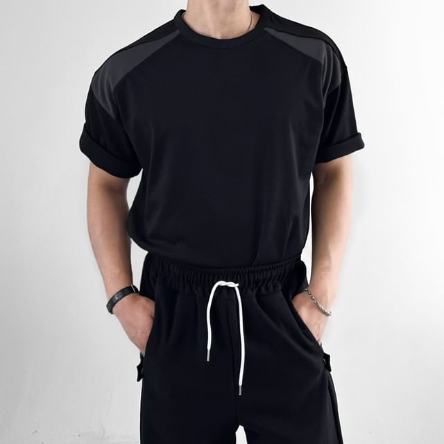 SeoulPop-Shoulder Panel Detail Oversized Tee