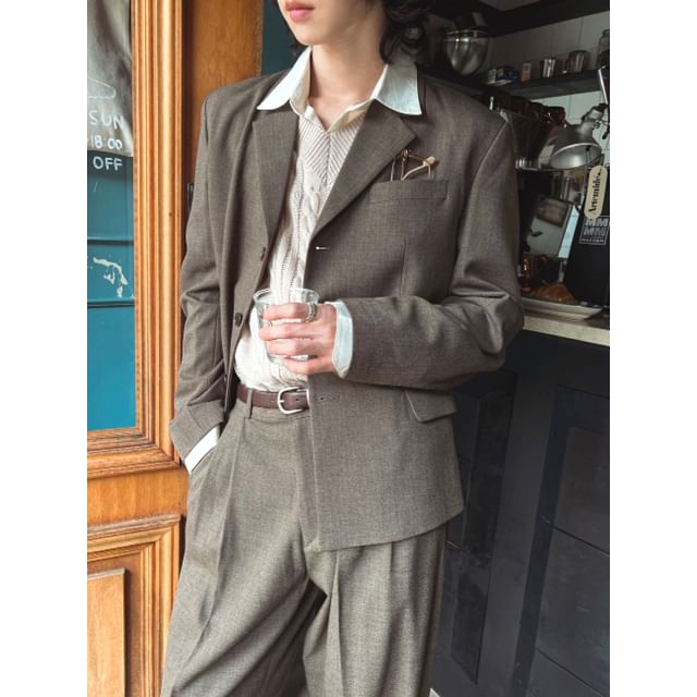 SeoulPop-Three-Button Blazer