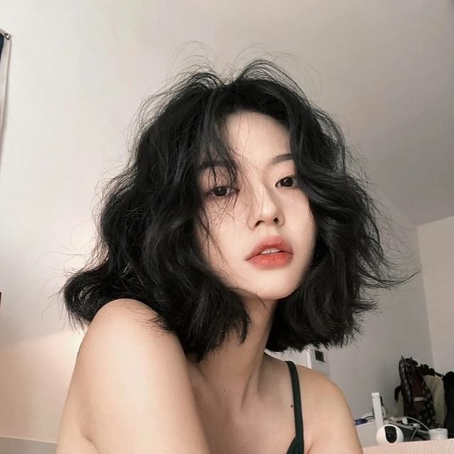 SEVENQ-Medium Full Wig - Wavy