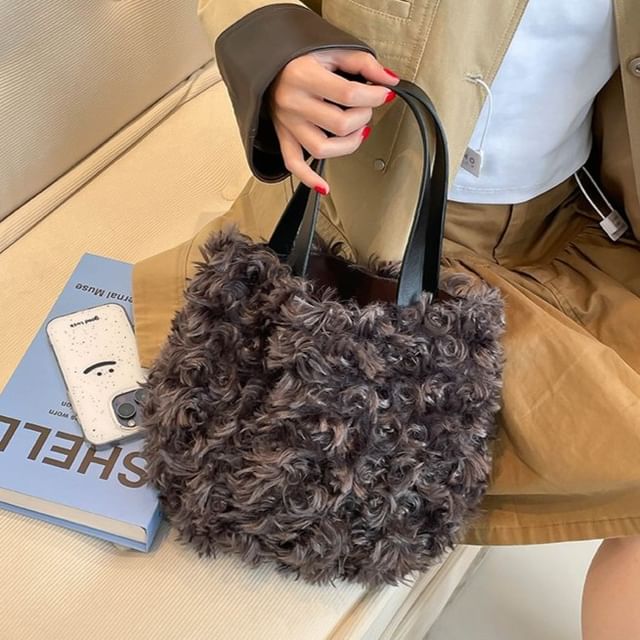 SEVENZ STUDIO-Faux Fur Bucket Bag