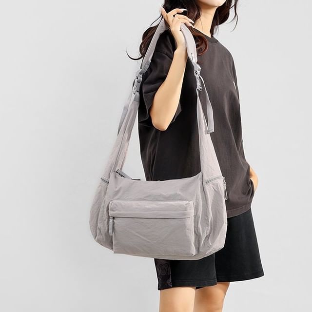 SEVENZ STUDIO-Plain Crossbody Bag
