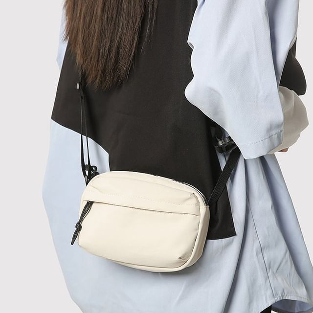 SEVENZ STUDIO-Plain Nylon Crossbody Bag