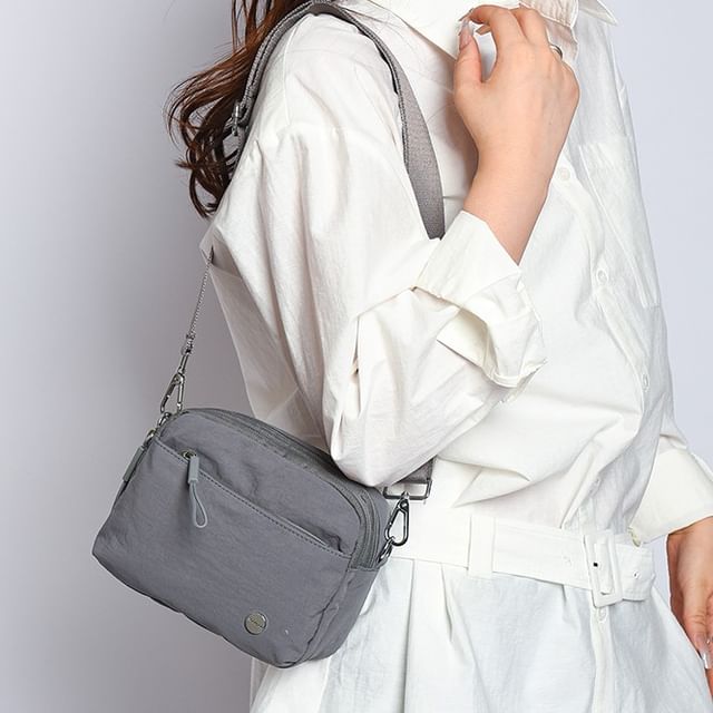 SEVENZ STUDIO-Plain Zip Crossbody Bag