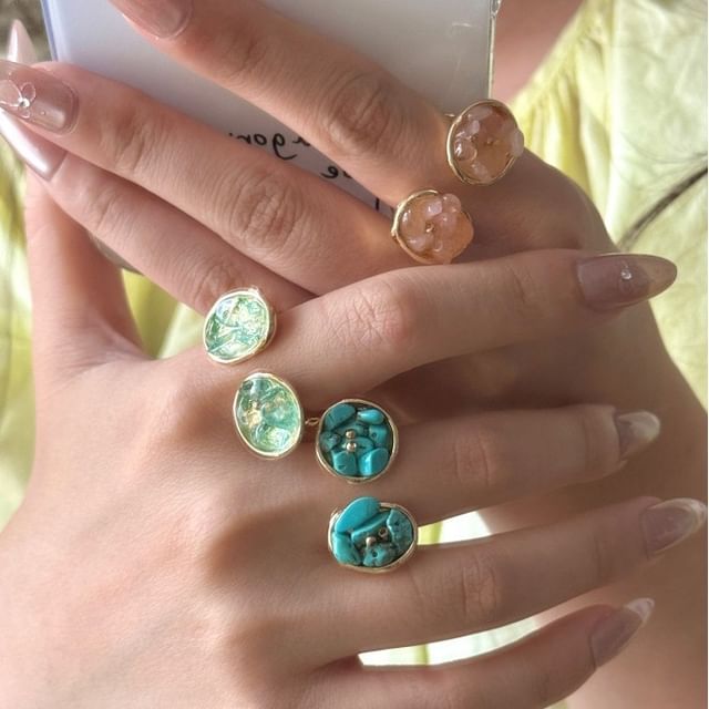 Sharkkira-Stone Cameo Ring
