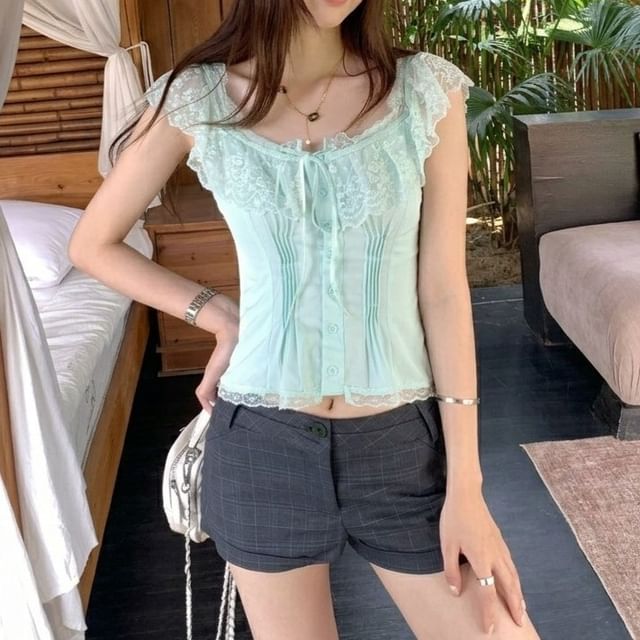 Shinsei-Cap-Sleeve Scoop Neck Lace Panel Pintuck Button-Up Crop Top