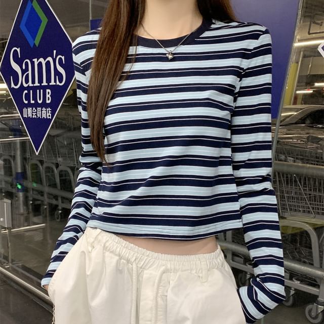 Shinsei-Long-Sleeve Crewneck Striped Crop Tee