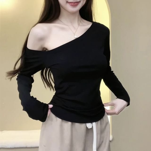 Shinsei-Long-Sleeve Off Shoulder Plain Top