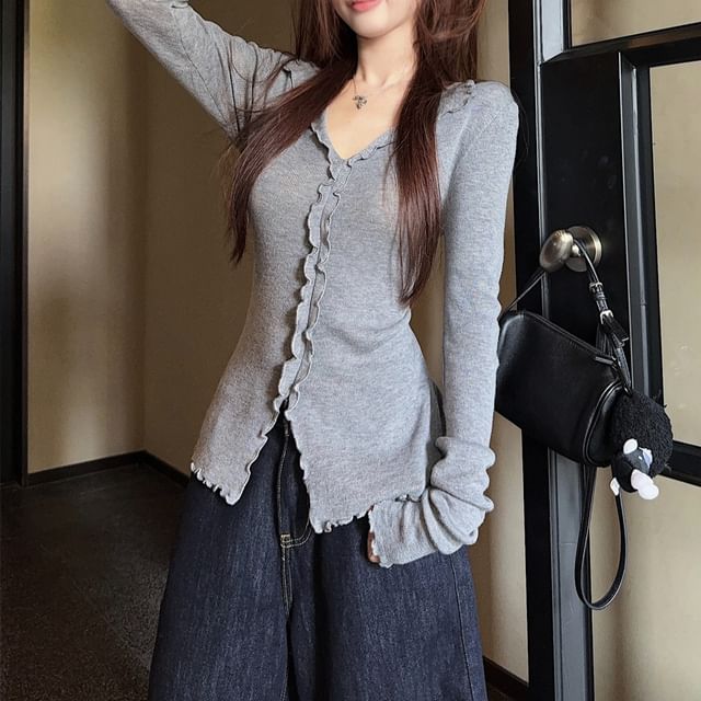 Shinsei-Long-Sleeve V-Neck Lettuce Edge Knit Top