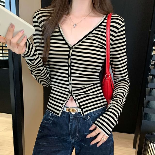 Shinsei-Long-Sleeve V-Neck Striped Button-Up T-Shirt