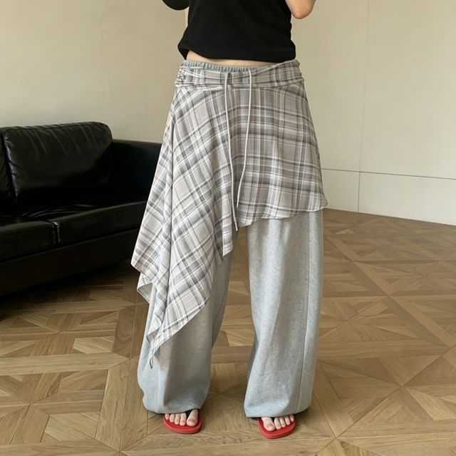 Shinsei-Mid Rise Plaid Asymmetrical Mini Skirt
