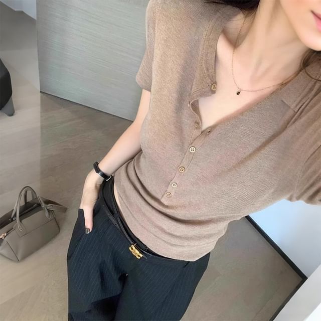 Shinsei-Short Sleeve Henley Plain Knit Top